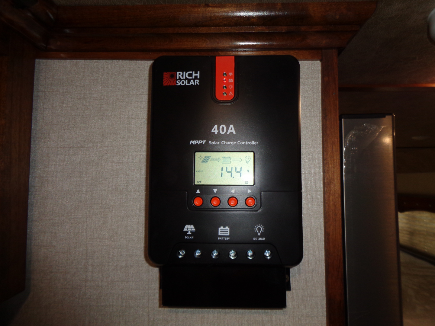 New 2026 Trails West * CLASSIC GN LQ 3-H 1212 * Classic LQ 3-Horse 1212 Side Tack GN Horse Trailer W/ Slide Out