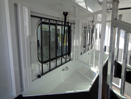 New 2026 Trails West * CLASSIC GN LQ 3-H 1212 * Classic LQ 3-Horse 1212 Side Tack GN Horse Trailer W/ Slide Out