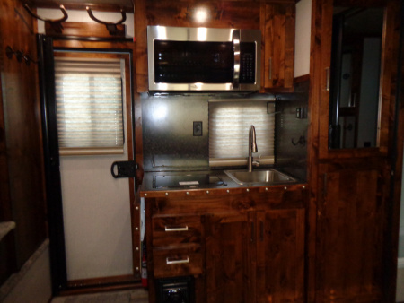 New 2026 Trails West * CLASSIC GN LQ 3-H 1212 * Classic LQ 3-Horse 1212 Side Tack GN Horse Trailer W/ Slide Out