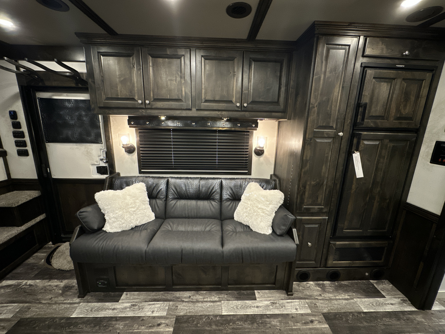 New 2026 Cimarron 4 Horse Side Load with 17'9" Living Quarter by Outlaw Conversions