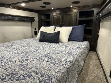 New 2026 Cimarron 4 Horse Side Load with 17'9" Living Quarter by Outlaw Conversions