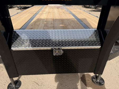 New 2026 Southland Trailers 8.5-32 Engineered Beam Gooseneck W/ Hydraulic Dovetail 29K GVWR (CHECK WEIGHT SPECS UI)