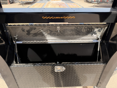 New 2026 Southland Trailers 8.5-32 Engineered Beam Gooseneck W/ Hydraulic Dovetail 29K GVWR (CHECK WEIGHT SPECS UI)