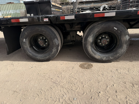 New 2026 Southland Trailers 8.5-32 Engineered Beam Gooseneck W/ Hydraulic Dovetail 29K GVWR (CHECK WEIGHT SPECS UI)