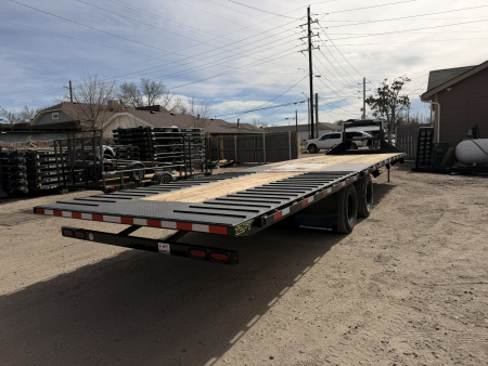 New 2026 Southland Trailers 8.5-32 Engineered Beam Gooseneck W/ Hydraulic Dovetail 29K GVWR (CHECK WEIGHT SPECS UI)