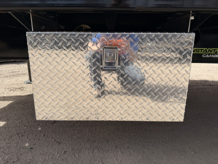 New 2026 Southland Trailers 8.5-32 Engineered Beam Gooseneck W/ Hydraulic Dovetail 29K GVWR (CHECK WEIGHT SPECS UI)