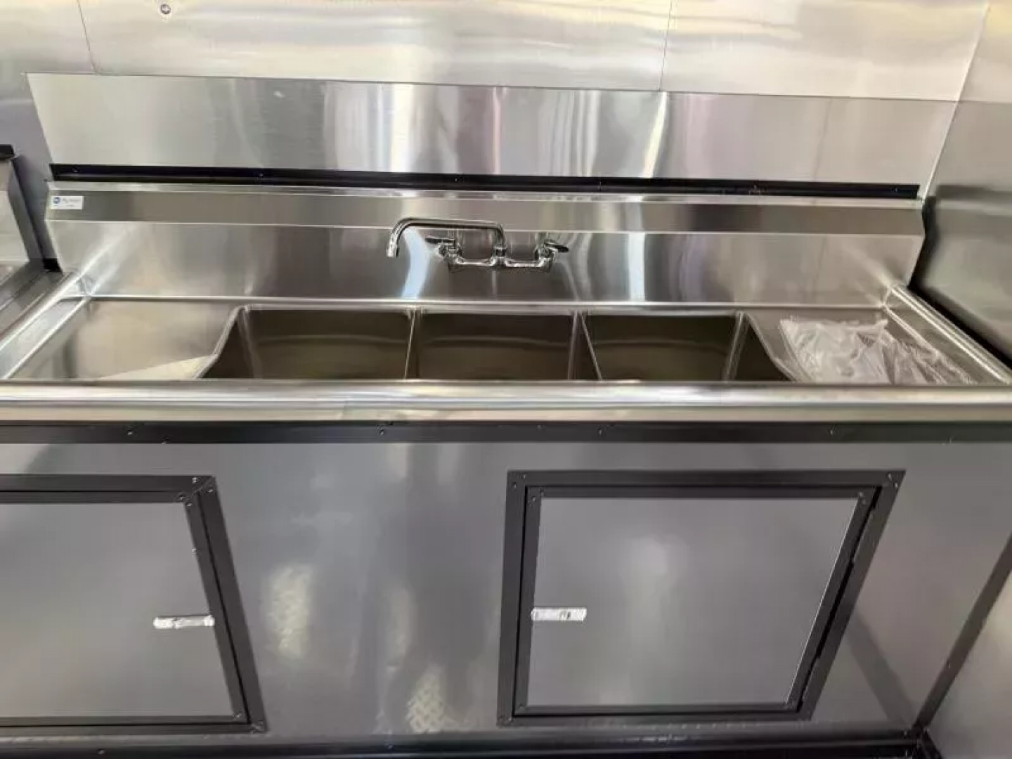 New 2026 Coast 2 Coast 8.5X20 TA CONCESSION TRAILER (FULLY EQUIPPED) BLACKOUT Vending / Concession Trailer