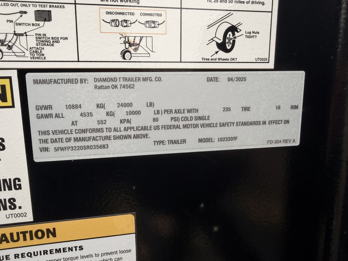 Used 2025 Diamond T 8.5-32TandemDual10KsGooseneckMAXX