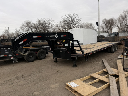 Used 2025 Diamond T 8.5-32TandemDual10KsGooseneckMAXX