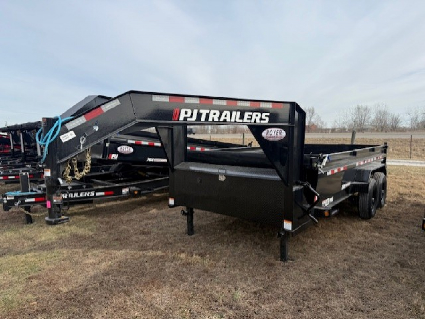 New 2026 PJ Trailers PJ 14K Gooseneck Low-Profile (DL) 83"x14' Dump Trailer