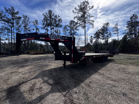 New 2026 Superior Manufacturing 8.5X24 DECKOVER GN Equipment Trailer