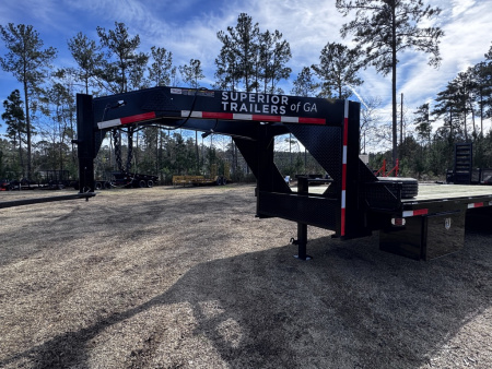 New 2026 Superior Manufacturing 8.5X24 DECKOVER GN Equipment Trailer