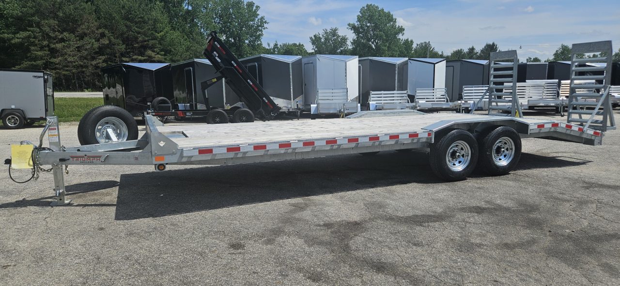 New 102X20+4 GALVANIZED DRIVEROVER EQUIPMENT TRAILER 7 K AXLES 2026 TRIUMPH