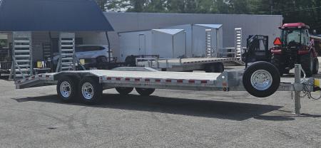 New 102X20+4 GALVANIZED DRIVEROVER EQUIPMENT TRAILER 7 K AXLES 2026 TRIUMPH