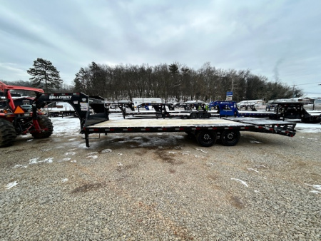 New 2026 Hillcrest Gooseneck 25+5 17.6 W/ Max Ramps