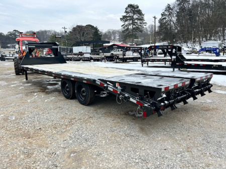 New 2026 Hillcrest Gooseneck 25+5 17.6 W/ Max Ramps