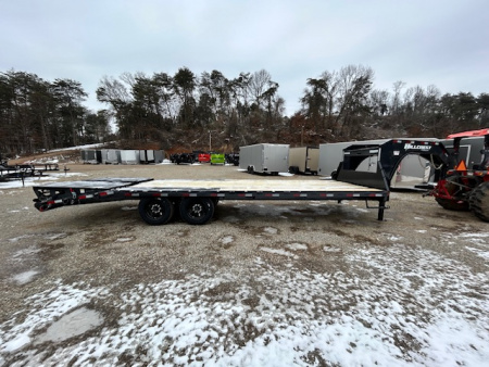 New 2026 Hillcrest Gooseneck 25+5 17.6 W/ Max Ramps