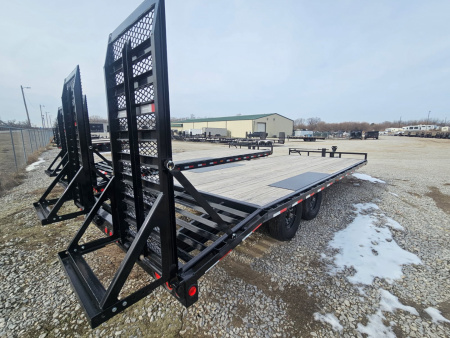 New 2025 PJ Trailers F8 Deckover Trailer