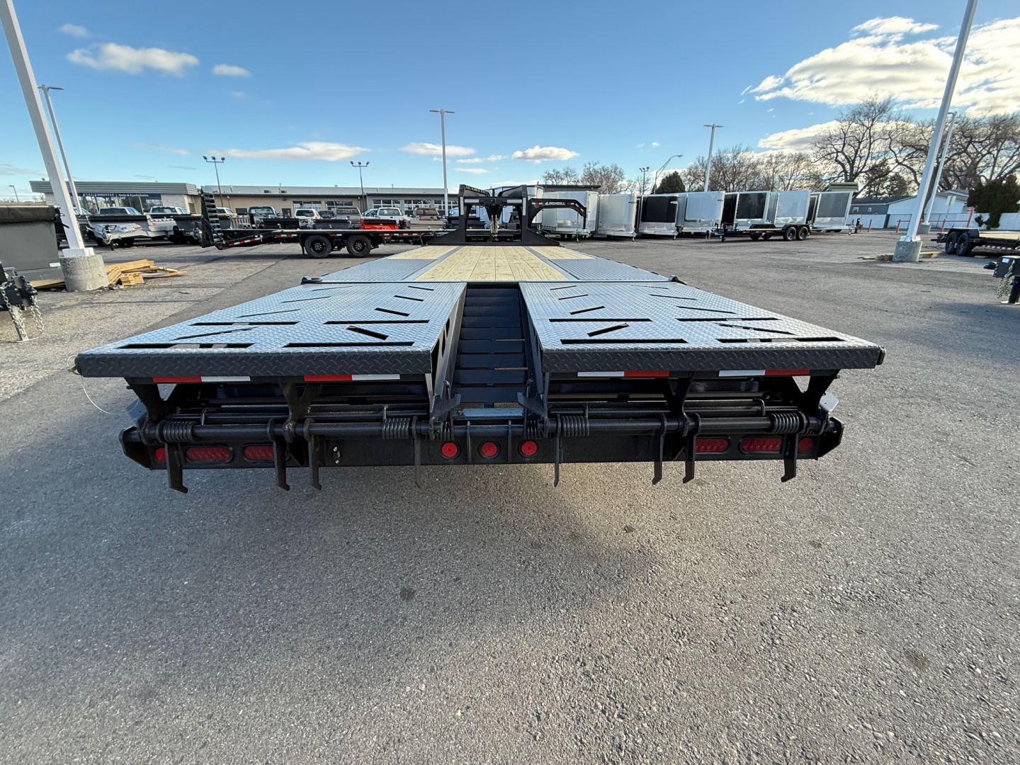 New 2026 Iron Bull 102X25 Gooseneck Bodies