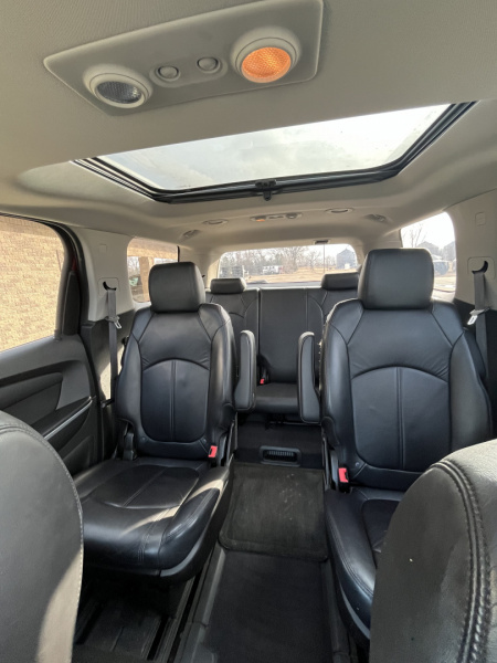 Used 2012 GMC Acadia SLT SUV