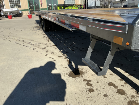 New 2026 FMAX212 HDT 32X102 Flatbed Trailer
