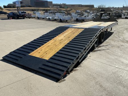New 2026 FMAX212 HDT 32X102 Flatbed Trailer