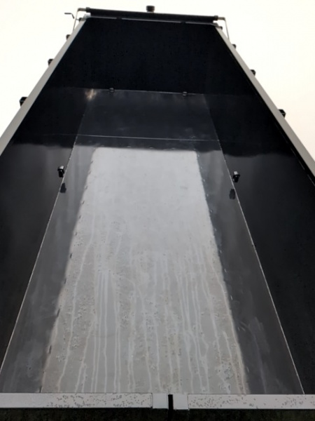 New 2026 MAXX-D DSX8320-G Dump Trailer