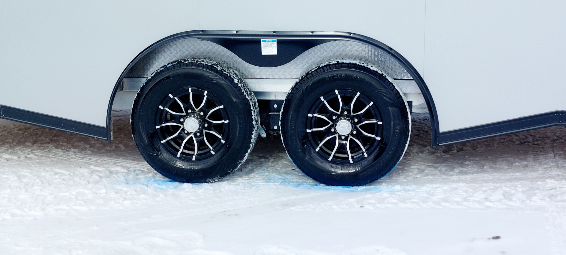 New 8 X 20 + 4 V-NOSE SNOWMOBILE/CAR HAULER ENCLOSED 5200# AXLES ALL ALUMINUM LIGHTNING