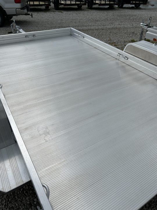 2027 Aluma 6810S-TG photo 5