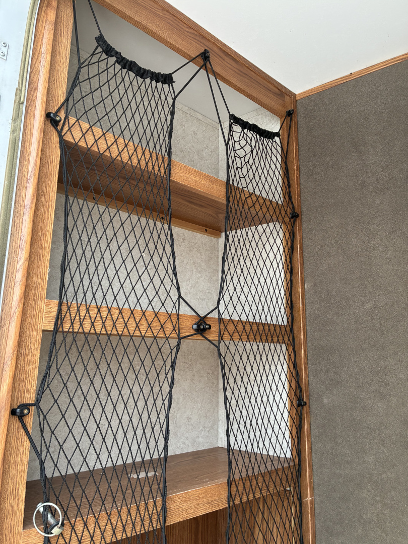 Used 2005 Exiss XT/314 LQ Horse Trailer