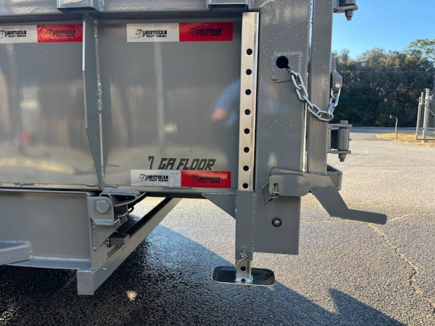 New 2026 Southern Utility 7 X 16 16K DUMP W/ 2 FOOT SIDES Dump Trailer