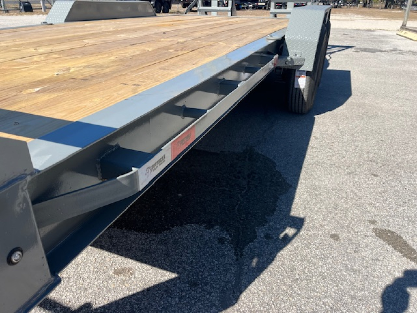 New 2026 Southern Utility 7 X 18 14K EQUIPMENT Equipment Trailer