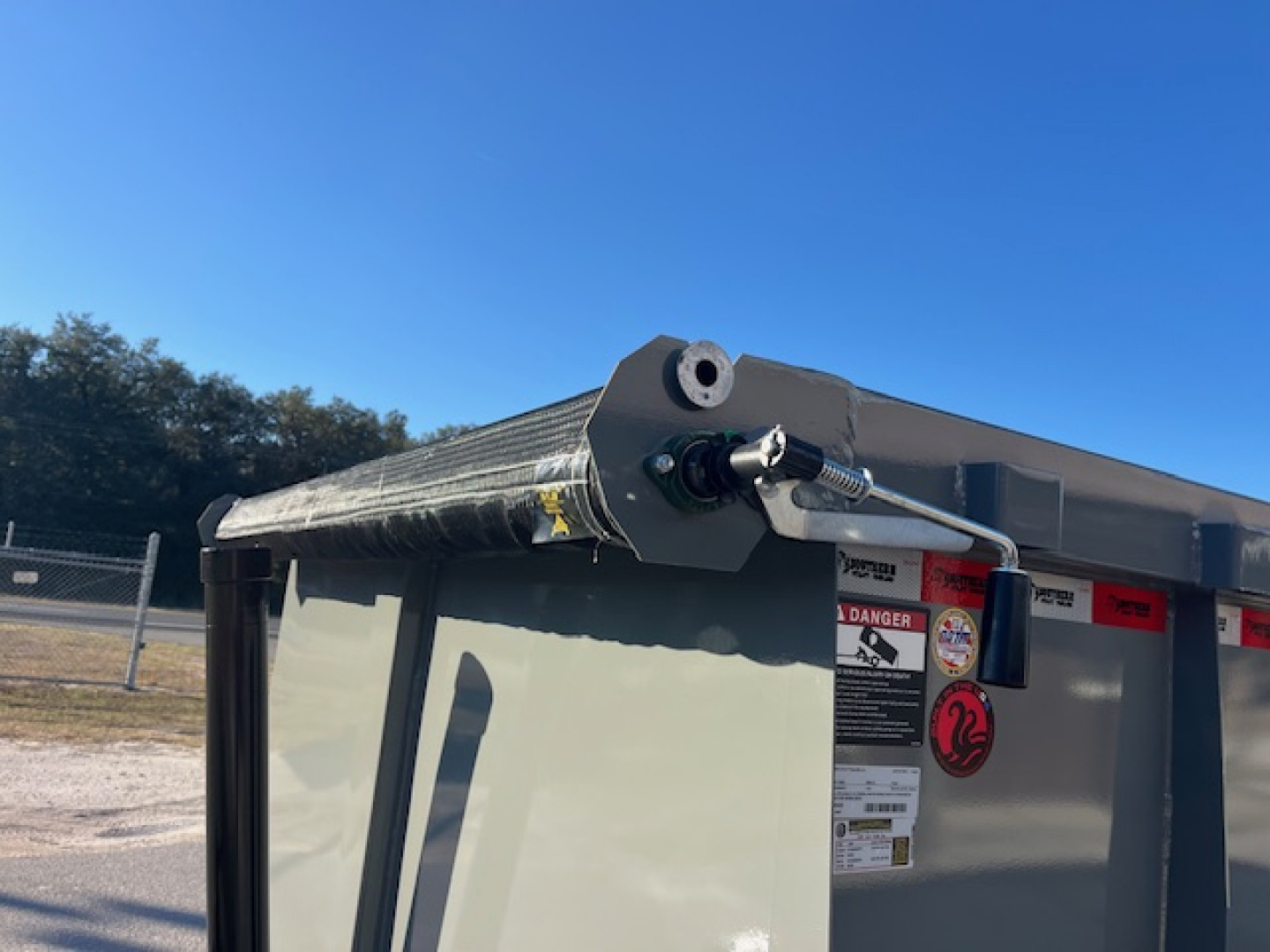 New 2026 Southern Utility 7 X 16 16K DUMP W/ 4 FOOT SIDES