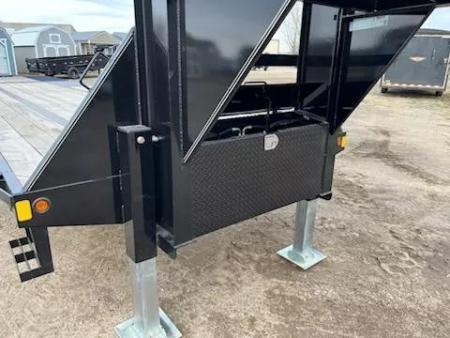 New 2025 Delco Trailers 40' Hydraulic Dove Tail Gooseneck  Flatbed Trailer
