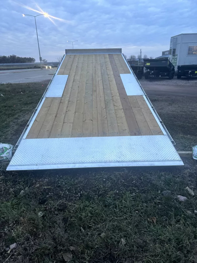 New Nordtek Trailers All Aluminum 102x 24' Deckover Full Tilt Equipment Trailer 14,000 GVWR  Equipment Trailer
