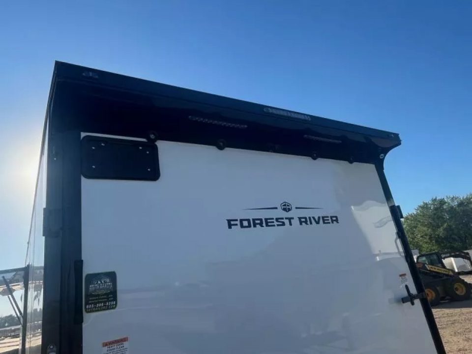New 2026 Continental Cargo 8.5 x 28 Enclosed Cargo / Enclosed Trailer