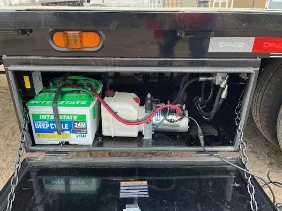 New 2025 Delco Trailers 36' Hydraulic Dove Tail Gooseneck  Flatbed Trailer