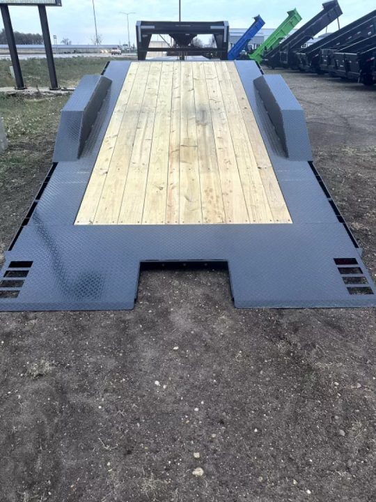 New Delco premium gooseneck 24' Split deck tilt bed- #8000 lb torsion axles- #16000lb GVWR (16 tilt+8'stationary) Tilt Trailer w/ 102" wide body