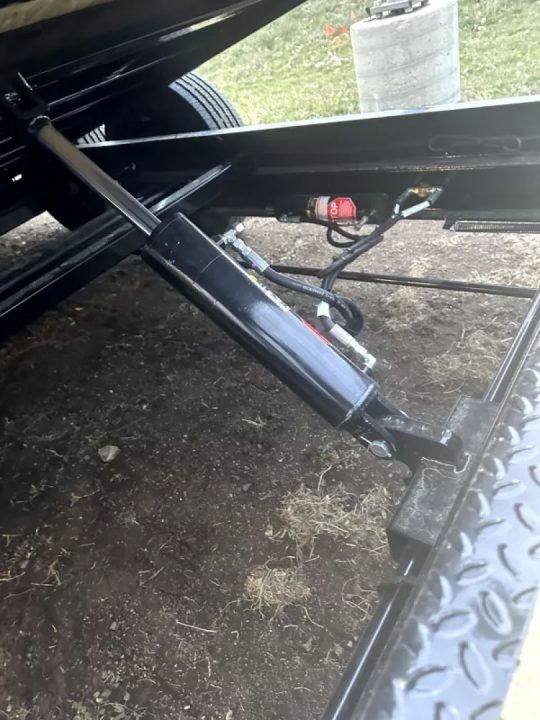 New Delco premium gooseneck 24' Split deck tilt bed- #8000 lb torsion axles- #16000lb GVWR (16 tilt+8'stationary) Tilt Trailer w/ 102" wide body