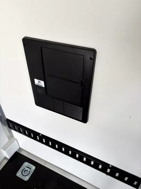 Used 2024 ALCOM PREMIUM 34FT ALCOM ALL ALUMINUM PREMIUM ENCLOSED CAR HAULER Cargo / Enclosed Trailer