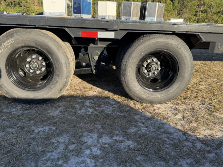 New 2026 Hillcrest Trailers 22.9K 25+5 (30') Gooseneck Deckover Trailer