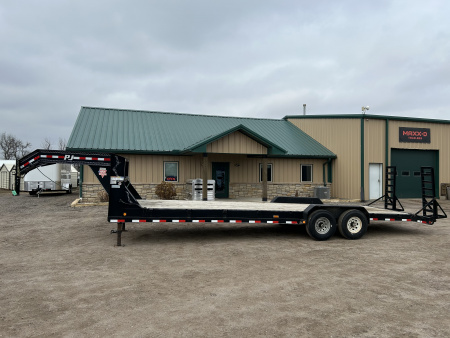 Used 2021 PJ Trailers 83 x26' Equipment Trailer