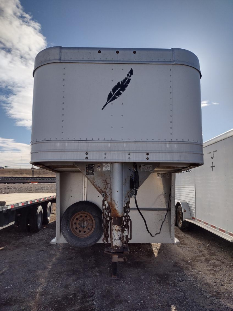 Used 2015 Trails West Model 8413 28' Stock Combo Trailer