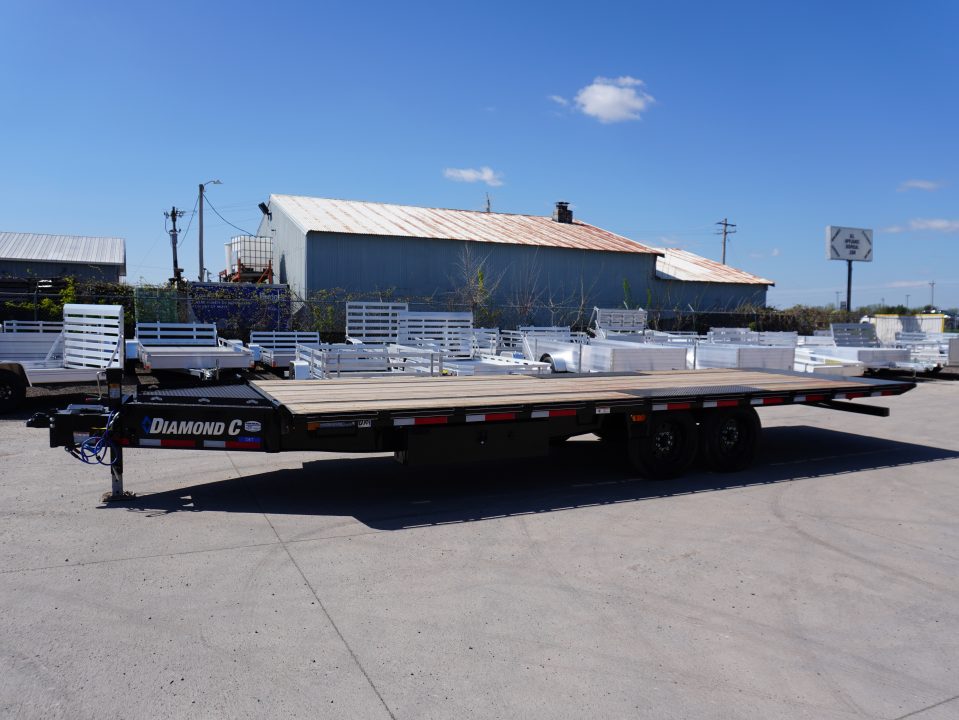 New 2026 Diamond C Trailers DET207 24ft Deckover Tilt