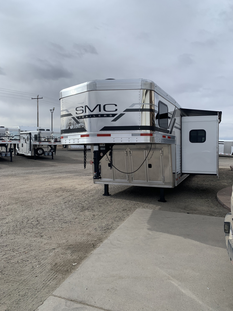 New 2026 SMC L8420BBFKT 20' Short Wall, Slide out with Side Load