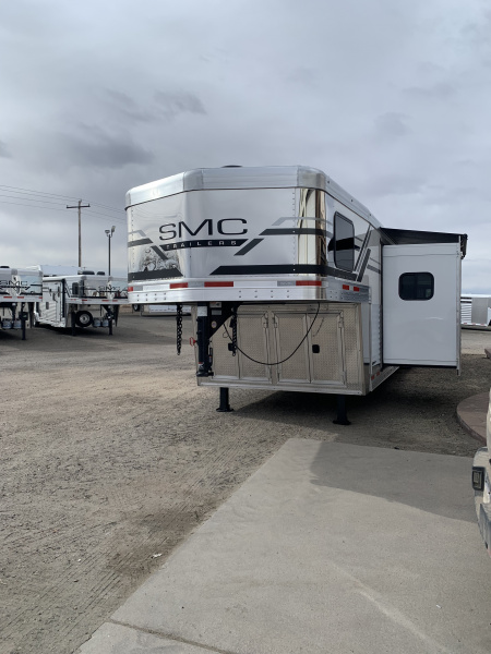 New 2026 SMC L8420BBFKT 20' Short Wall, Slide out with Side Load