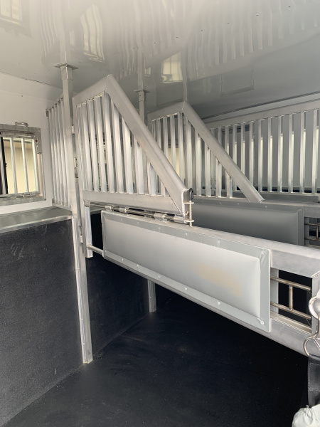 New 2026 SMC L8420BBFKT 20' Short Wall, Slide out with Side Load