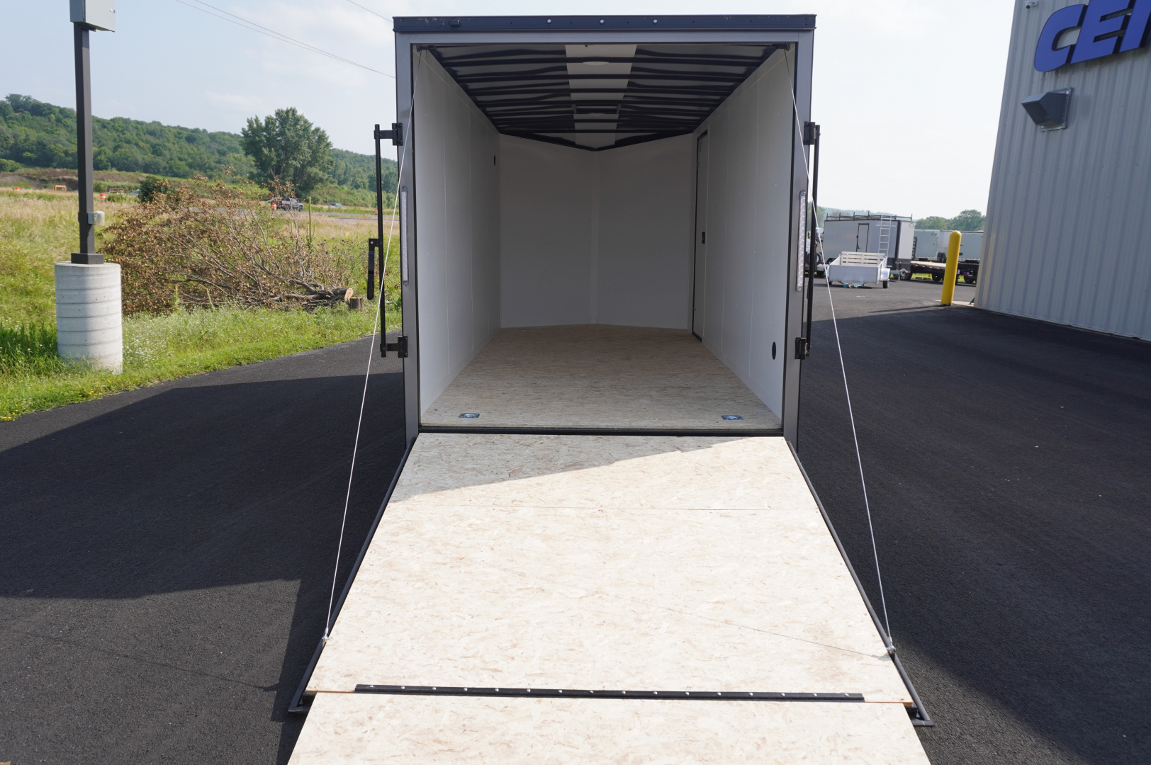 New 2026 Discovery Trailers 7x16 Cargo / Enclosed Trailer