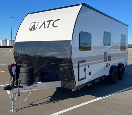 New ATC PLA 450 (2011) FRONT BUNK Toy Hauler: 1/2 Ton Towable