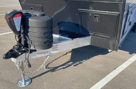 New ATC PLA 450 (2011) FRONT BUNK Toy Hauler: 1/2 Ton Towable